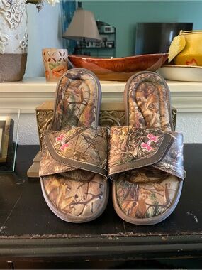 Under Armour Camo Slide Sandals with Pink Logo Accent